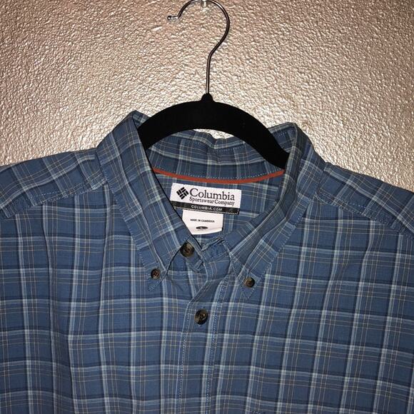 Columbia Casual Resort Vacation Blue Plaid Short Sleeve Button Up Shirt Large - Picture 2 of 12